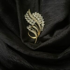 Gold and Silver Elegant Floral Brooch